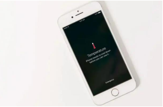 蒋场镇苹果手机维修分享iPhone 手机发热如何快速降温 